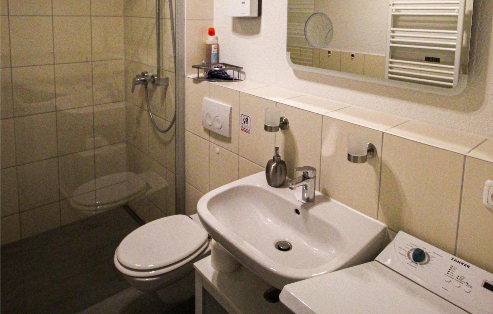Stunning Apartment In Graal-Mueritz With Kitchen 外观 照片